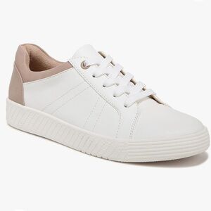 Like-New SOUL Naturalizer Sneakers w/Original Box